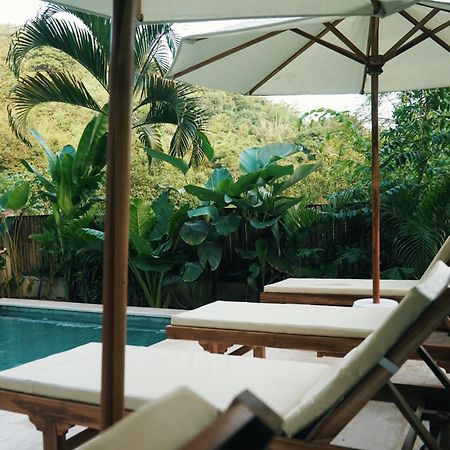 Jungle Bungalows Kuta  Buitenkant foto